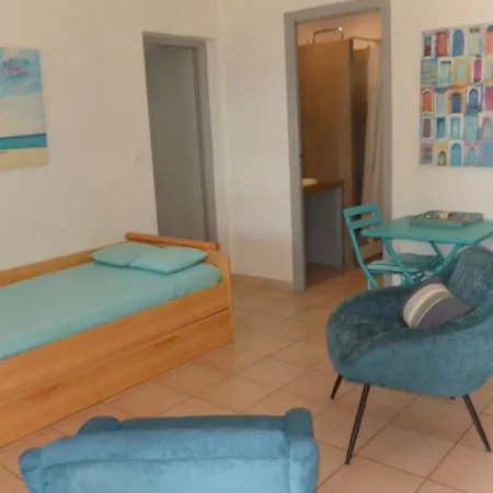 A Marina T2a Hébergement de vacances *